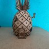 Piña de Bob Esponja de madera - Imagen 3