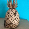 Piña de Bob Esponja de madera - Imagen 2